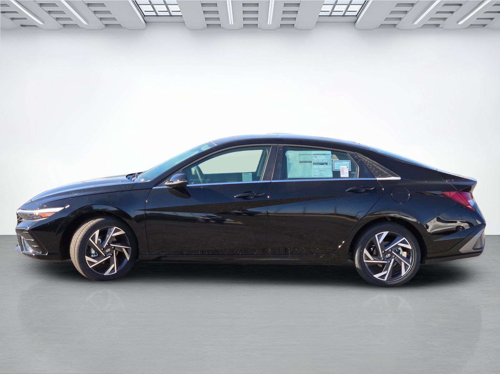New 2026 Hyundai Elantra Limited FWD image 7