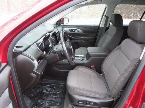 Used 2019 Chevrolet Traverse LT w/ LPO, Floor Liner Package image 26