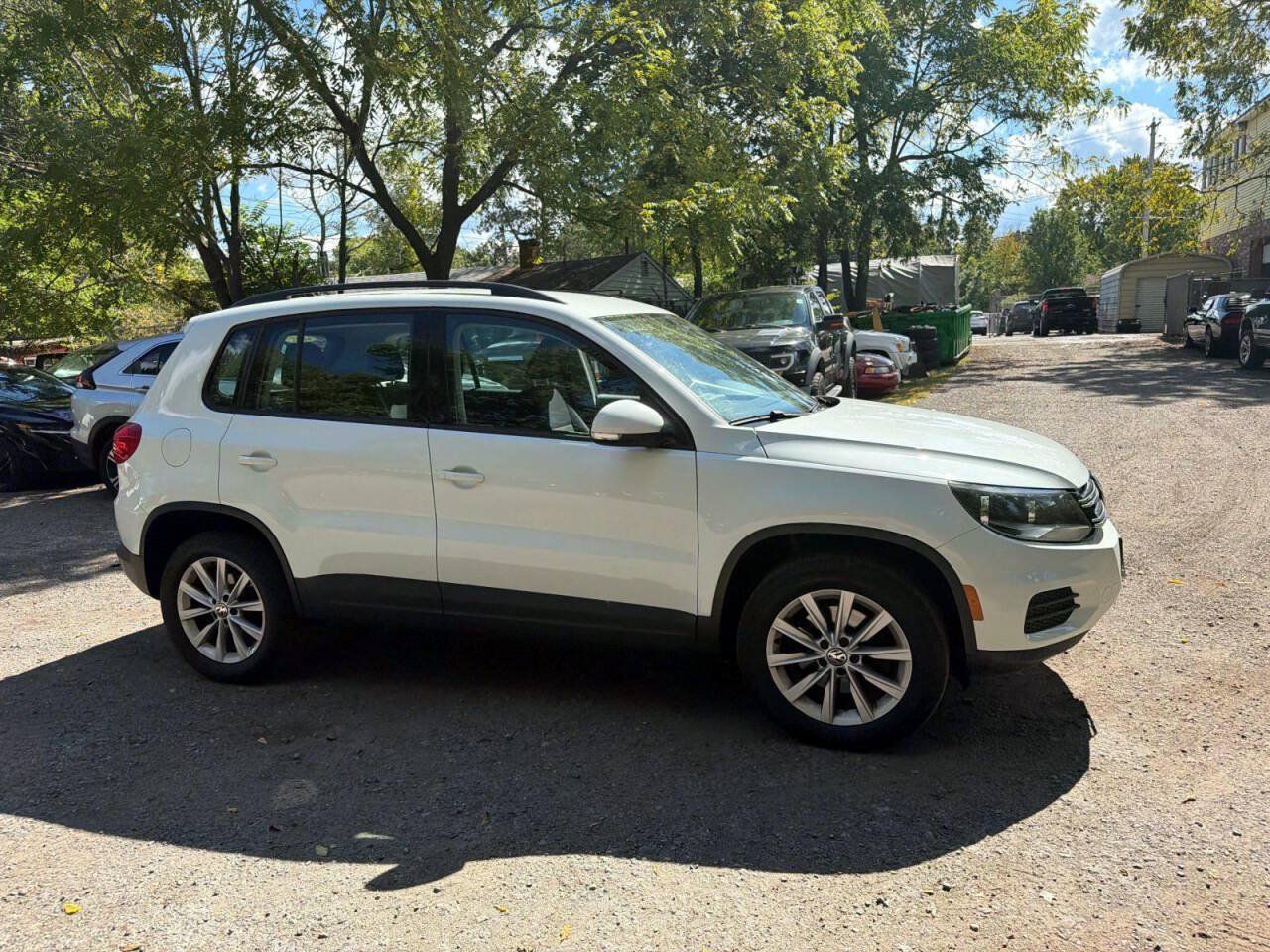 Used 2017 Volkswagen Tiguan S AWD/4WD image 7