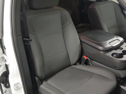 Used 2024 RAM 2500 Big Horn w/ Sport Appearance Package image 28