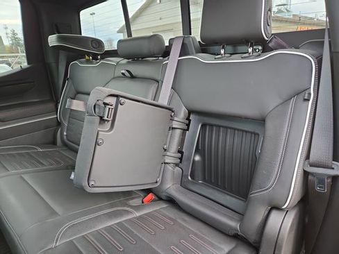 Used 2024 GMC Sierra 1500 AT4X image 34
