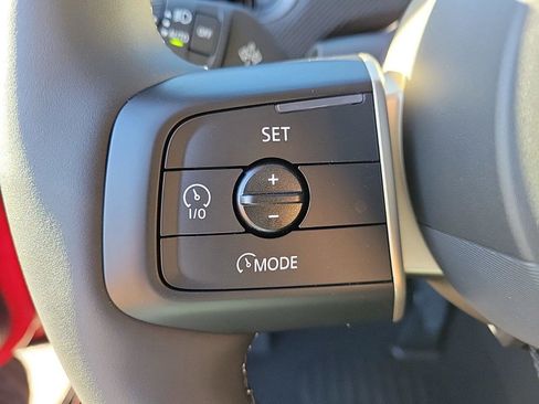 Certified 2025 MINI Cooper S FWD image 39