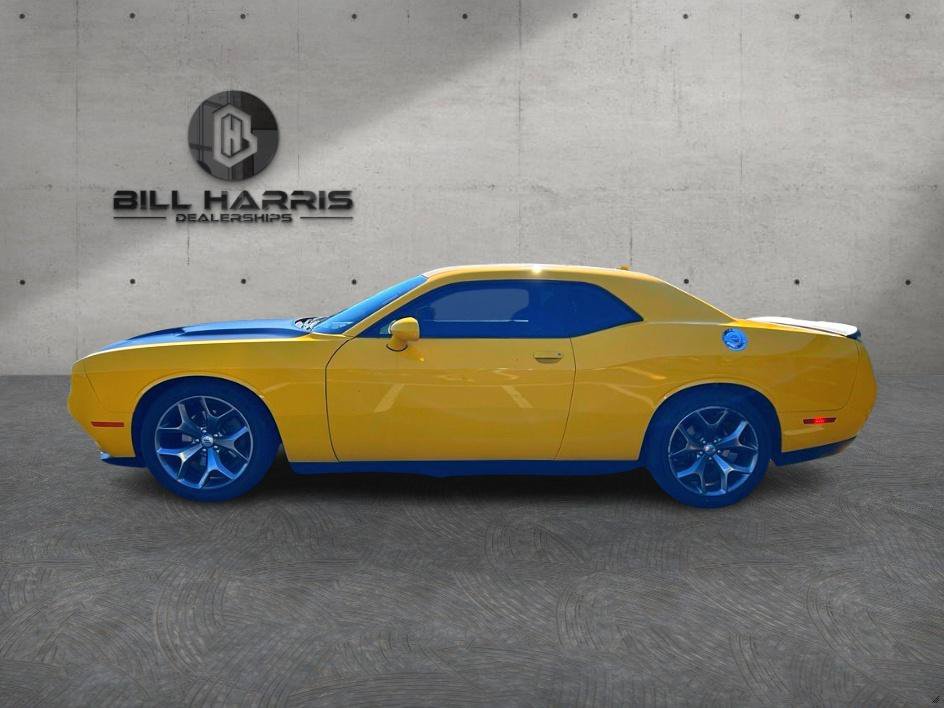 Used 2017 Dodge Challenger SXT Plus RWD image 3