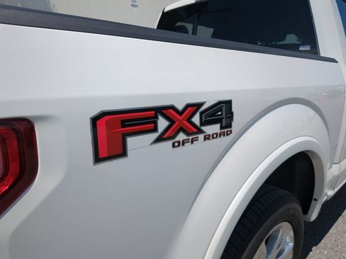 Used 2015 Ford F150 Platinum w/ Equipment Group 701A Luxury AWD/4WD image 12
