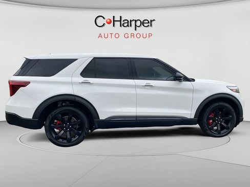 Used 2022 Ford Explorer ST w/ Equipment Group 401A AWD/4WD image 2