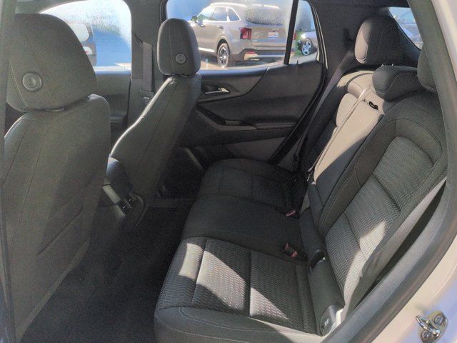 Used 2025 Chevrolet Equinox LT FWD image 13