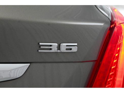 Used 2018 Cadillac XT5 Luxury w/ Driver Awareness Package image 56