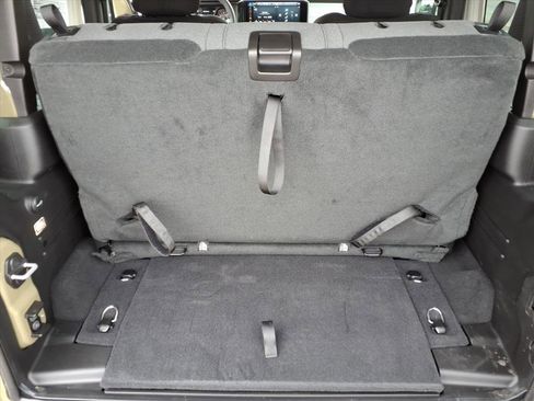 Used 2026 Jeep Wrangler Sport AWD/4WD image 15