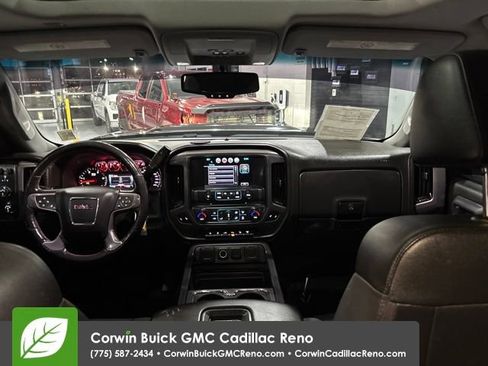 Used 2018 GMC Sierra 2500 SLT w/ All Terrain HD Package AWD/4WD image 33