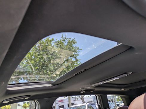 Certified 2023 Kia Telluride SX FWD image 19