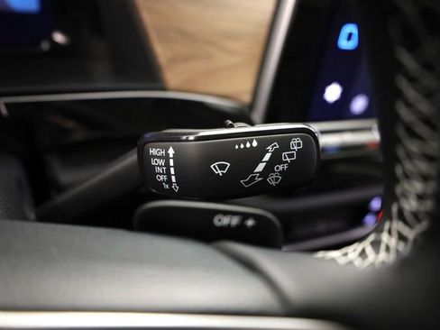 New 2026 Volkswagen Atlas SE image 28