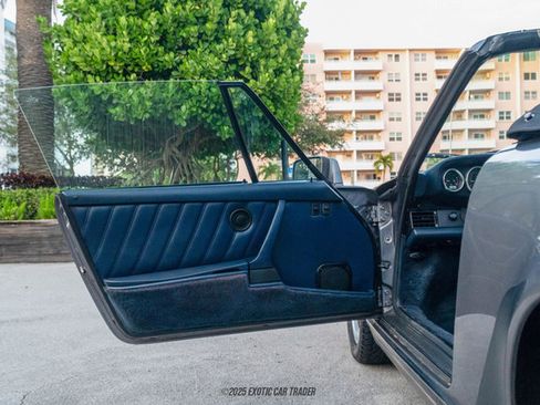 Used 1986 Porsche 911 Carrera image 37