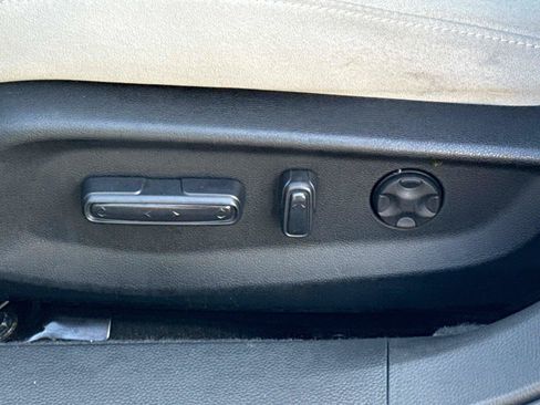 Used 2020 Honda Accord EX image 19