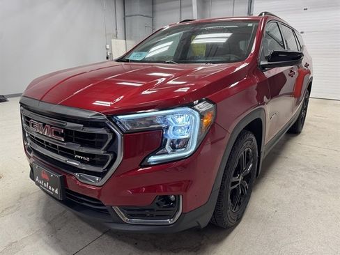 Used 2024 GMC Terrain AT4 w/ Tech Package AWD/4WD image 3