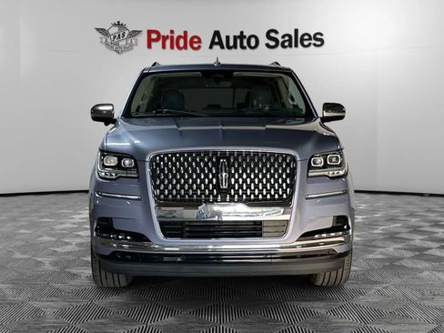 Used 2022 Lincoln Navigator Black Label AWD/4WD image 3
