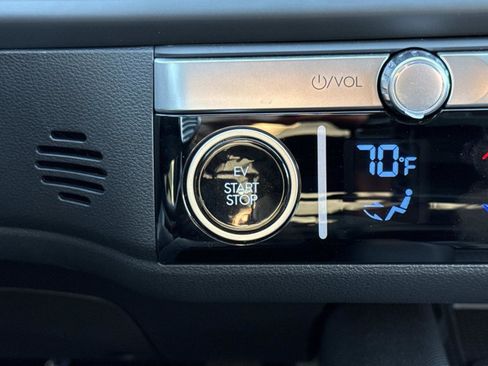 Used 2024 Hyundai Ioniq 6 SEL image 14