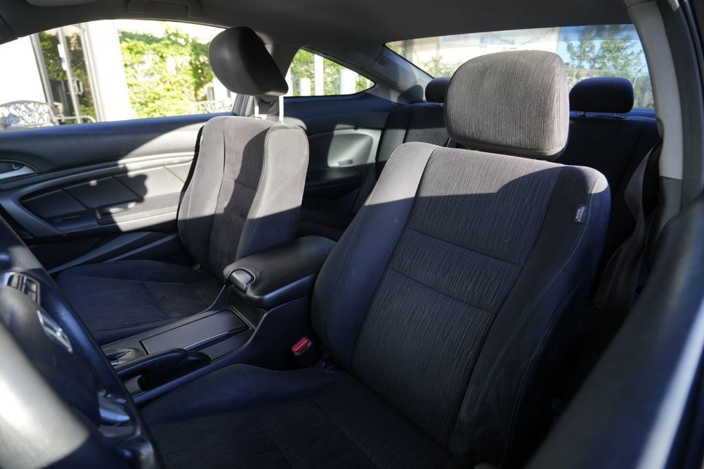 Used 2011 Honda Accord LX-S image 19