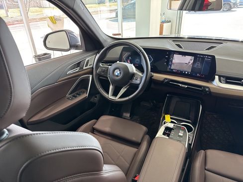 Used 2025 BMW X1 xDrive28i w/ Convenience Package image 46
