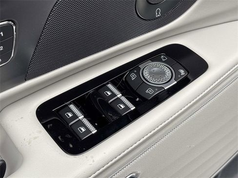 New 2026 Lincoln Nautilus Premier w/ Equipment Group 102A image 22