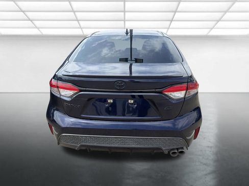 Used 2022 Toyota Corolla SE FWD image 3