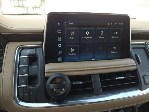 Used 2023 Chevrolet Suburban Premier w/ Max Trailering Package AWD/4WD image 10