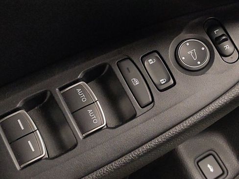 Used 2019 Honda Accord Sport image 27