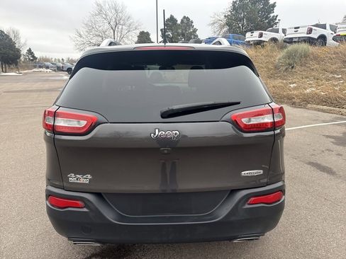 Used 2016 Jeep Cherokee Latitude w/ Cold Weather Group image 6