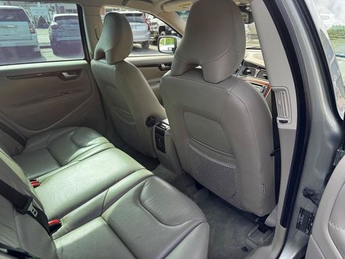 Used 2007 Volvo XC70 AWD/4WD image 16