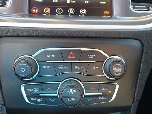 Used 2021 Dodge Charger R/T image 28