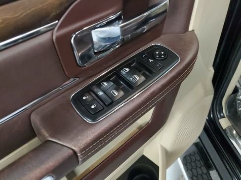 Used 2014 RAM 1500 Laramie Longhorn w/ Convenience Group AWD/4WD image 12