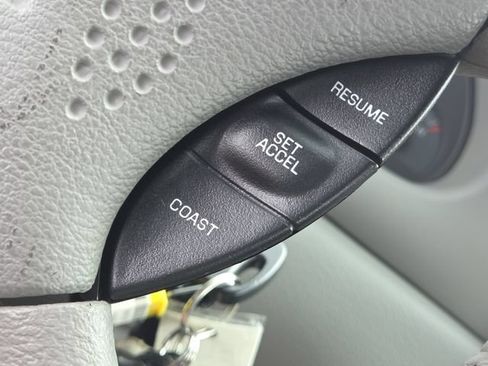 Used 2003 Ford Mustang Convertible RWD image 30