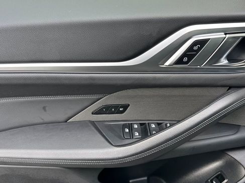 Used 2023 BMW i4 eDrive35 image 10