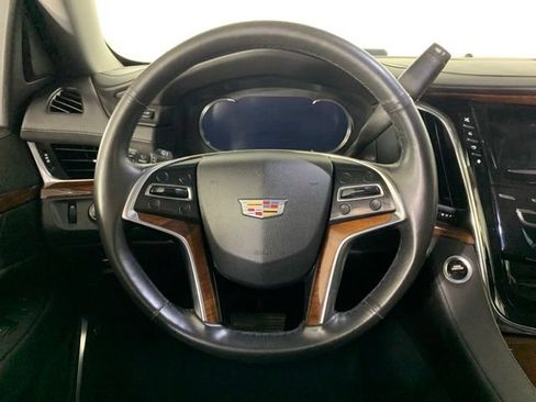 Used 2016 Cadillac Escalade ESV Premium AWD/4WD image 31