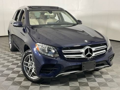 Used 2016 Mercedes-Benz GLC 300 4MATIC image 41