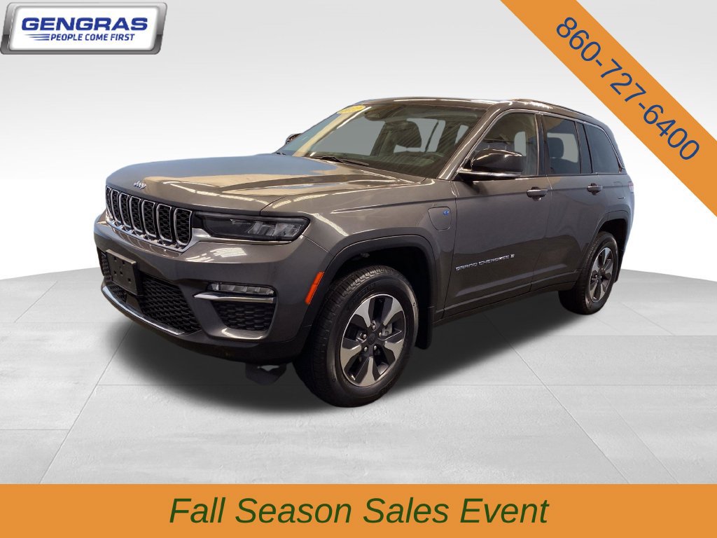 Used 2022 Jeep Grand Cherokee Limited 4xe w/ MOPAR Finishing Package AWD/4WD image 4