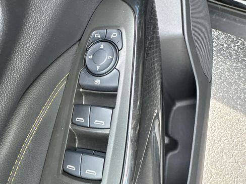 Used 2024 Chevrolet Trax LT w/ Driver Confidence Package FWD image 14