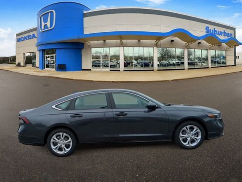 New 2025 Honda Accord LX image 9