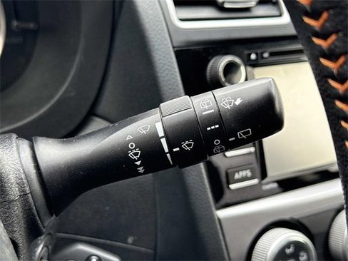 Used 2016 Subaru Crosstrek 2.0i Premium image 25