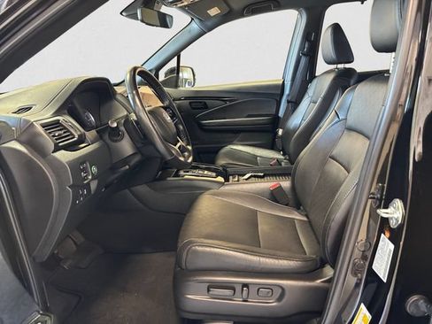 Used 2023 Honda Passport Elite image 10