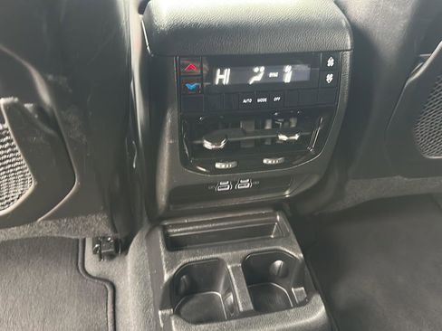 Used 2024 Jeep Grand Cherokee L Laredo AWD/4WD image 25