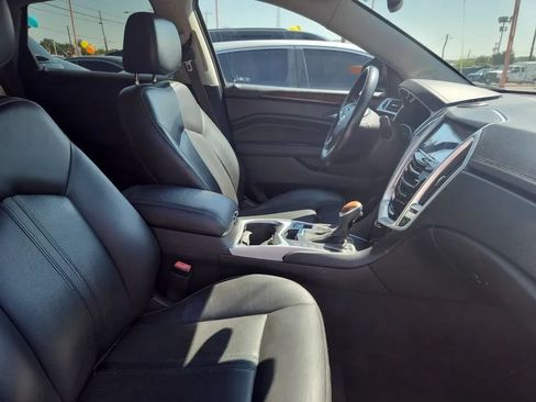 Used 2016 Cadillac SRX Luxury w/ Driver Awareness Package FWD image 4