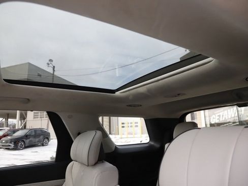 Certified 2025 Hyundai Palisade Calligraphy image 16