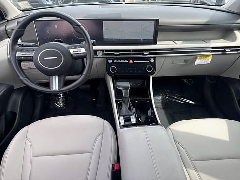 Certified 2026 Hyundai Tucson SEL FWD image 9