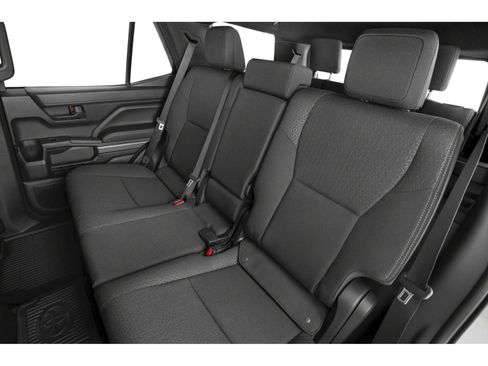 Certified 2026 Toyota 4Runner SR5 AWD/4WD image 8
