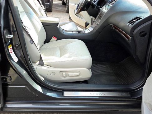 Used 2011 Lexus ES 350 FWD image 39