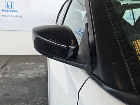 Used 2020 Nissan Kicks SV FWD image 24