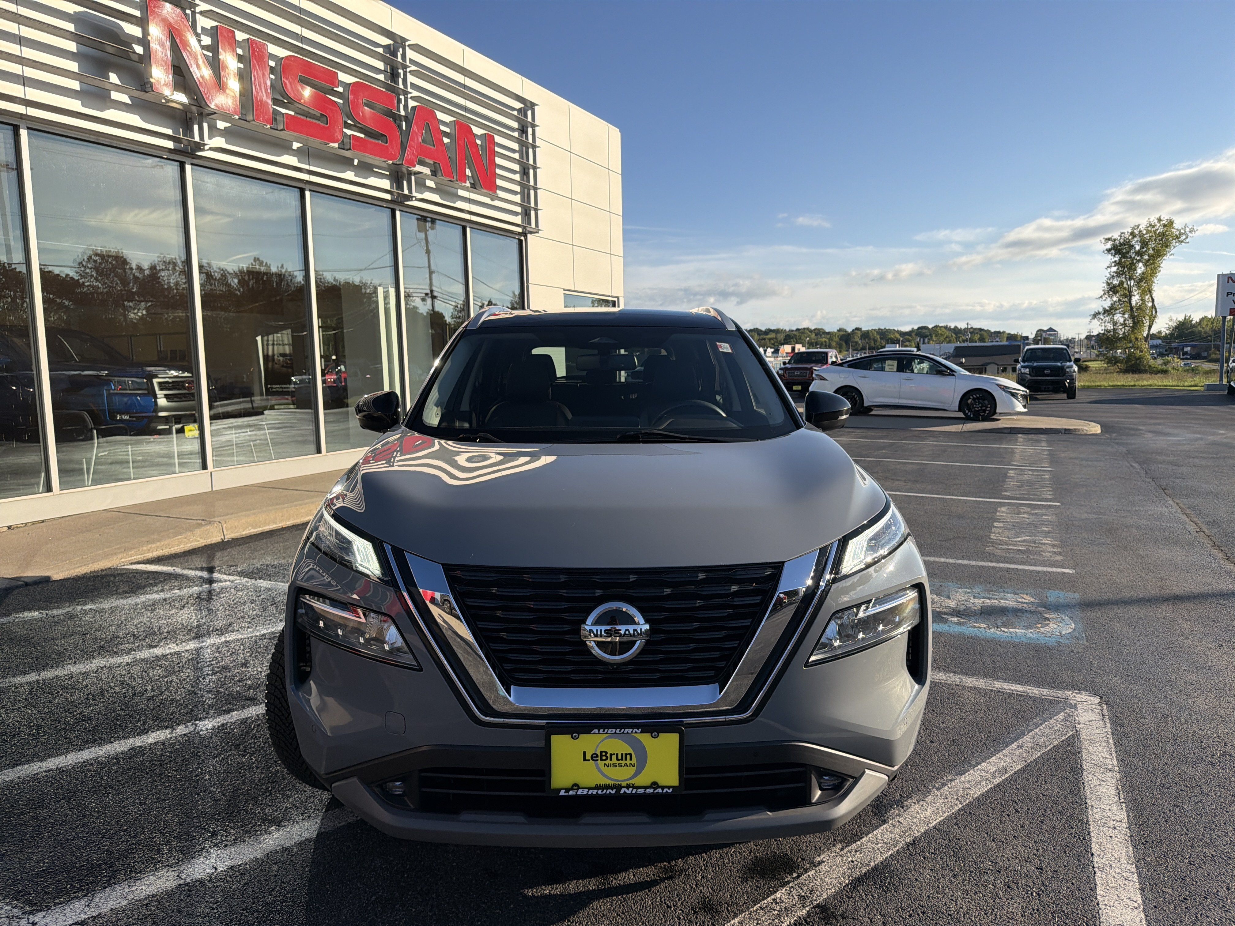 Used 2021 Nissan Rogue SL w/ Premium Package AWD/4WD image 19
