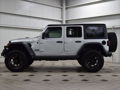 Used 2024 Jeep Wrangler Unlimited Sport AWD/4WD image 4