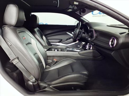 Used 2022 Chevrolet Camaro SS image 21