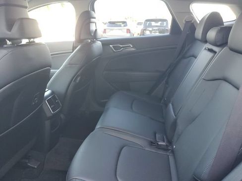 Certified 2023 Kia Sportage EX FWD image 9